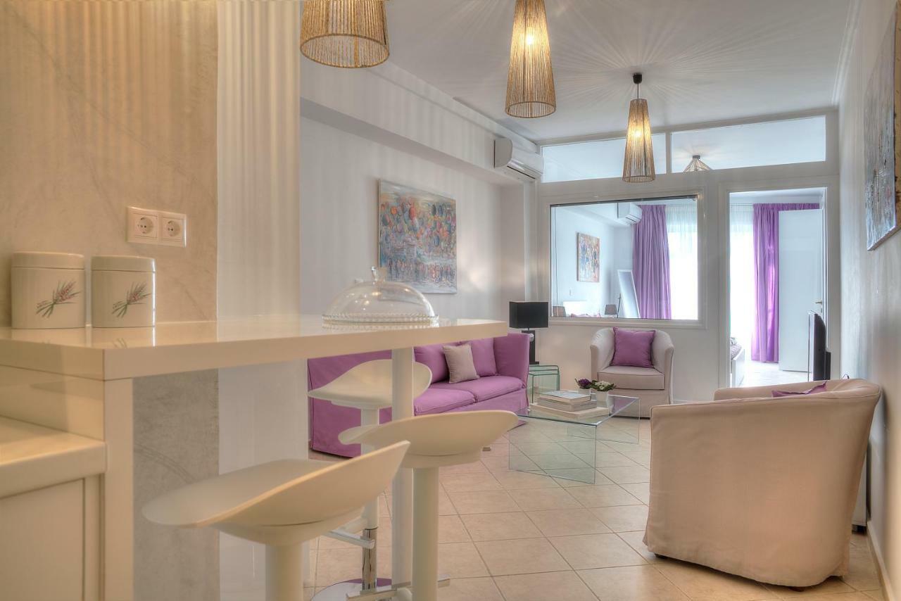 Downtown Glyfada Smart Apartment Атина Екстериор снимка
