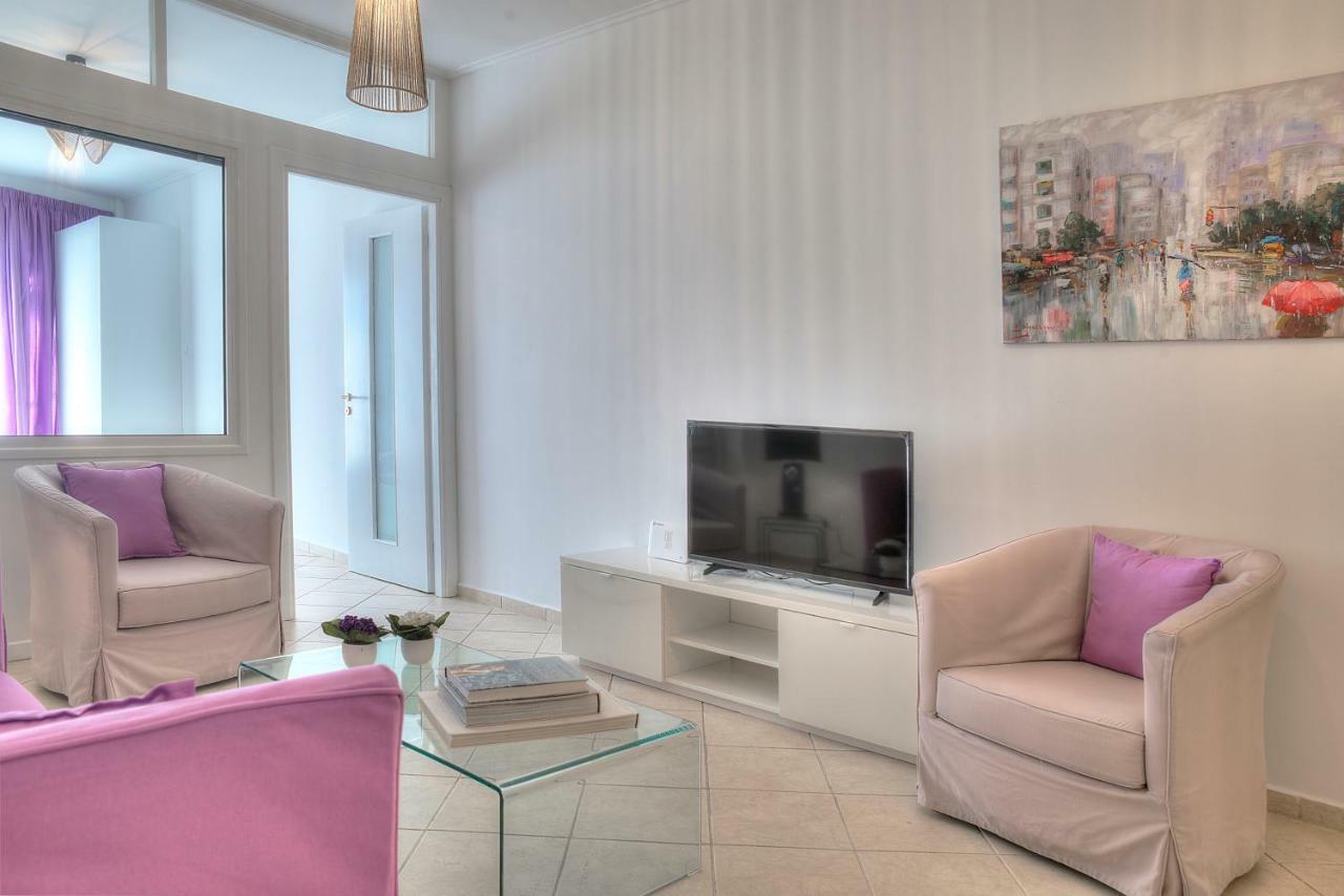 Downtown Glyfada Smart Apartment Атина Екстериор снимка