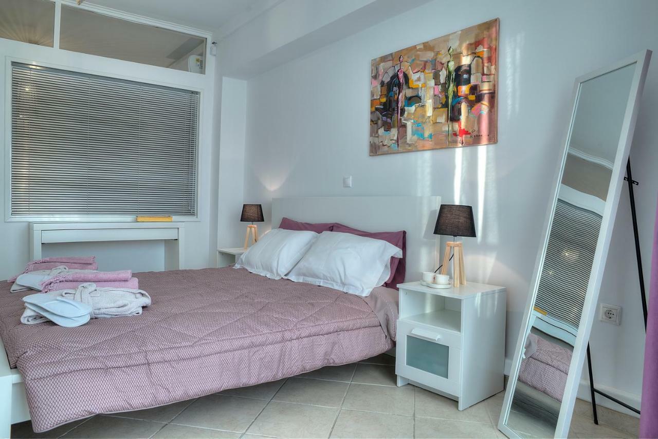 Downtown Glyfada Smart Apartment Атина Екстериор снимка