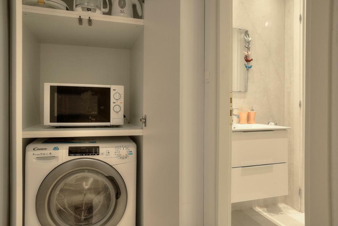 Downtown Glyfada Smart Apartment Атина Екстериор снимка